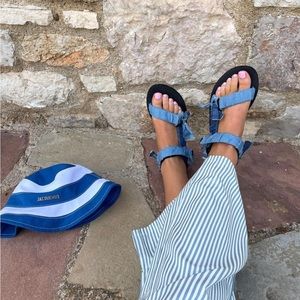 ARIZONA LOVE DENIM SANDALS US 6